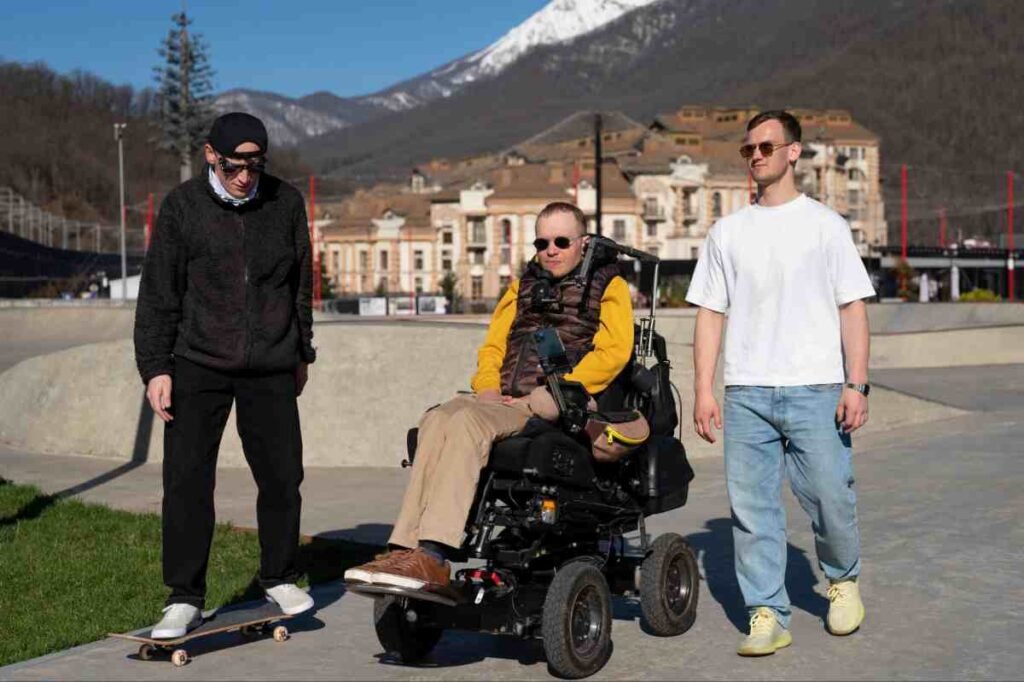 Best Heavy-Duty Mobility Scooters: Top 6 Picks, Buying Guide