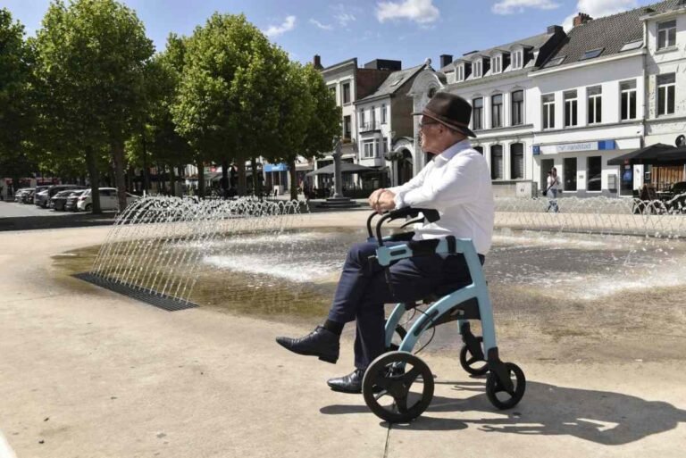 mobility scooter vs rollator