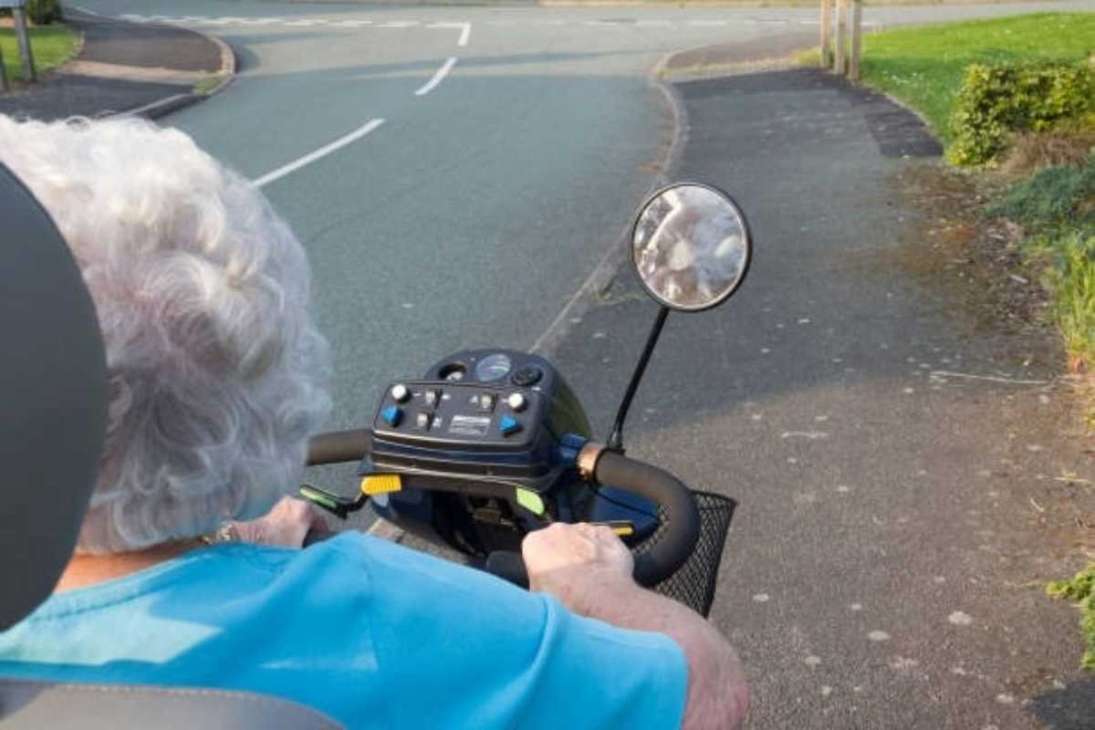 mobility scooter weak hands